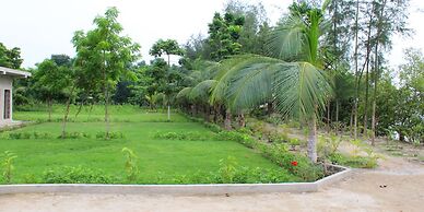 Rajhans Hotel and Resort