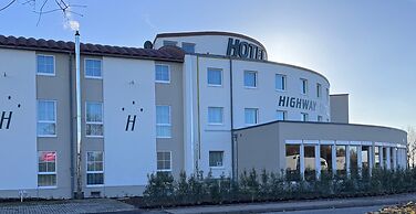 Highway Hotel