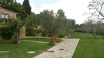 Borgo Sant'Ambrogio Resort