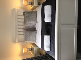 Arma Short Stays 122