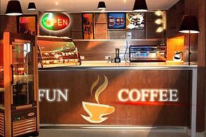 Magic suite Abu Halifa