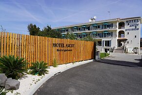 MOTEL ASCOT - Hôtel & Appartements