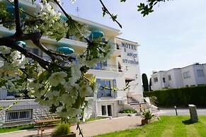 MOTEL ASCOT - Hôtel & Appartements