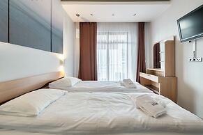 Dom&House-Apartments Neptun Park Premium