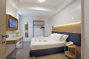 M&F Hotel