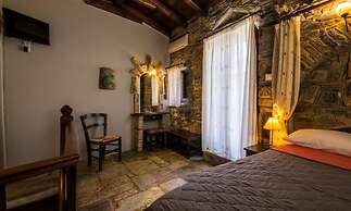 Psamathous Guest House