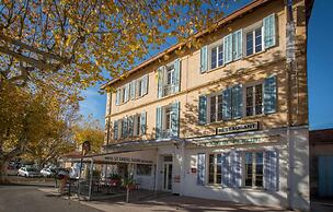 Hôtel Restaurant Le Castel Fleuri
