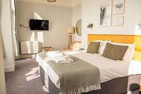 The Kingswood Hotel
