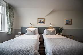 The Kingswood Hotel