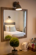 The Kingswood Hotel