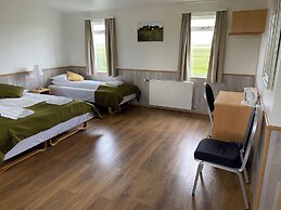 Guesthouse Stöng and Cottages
