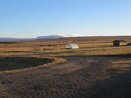 Guesthouse Stöng and Cottages