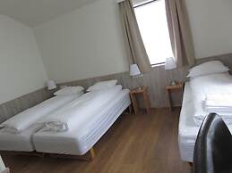 Guesthouse Stöng and Cottages