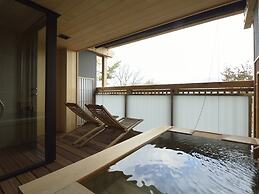 Gora Hanaougi Madoka No Mori