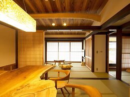 Gora Hanaougi Madoka No Mori