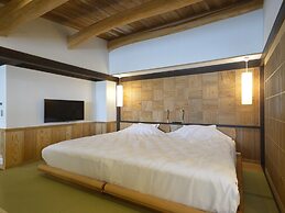 Gora Hanaougi Madoka No Mori