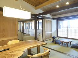 Gora Hanaougi Madoka No Mori