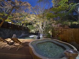 Gora Hanaougi Madoka No Mori