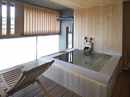 Gora Hanaougi Madoka No Mori