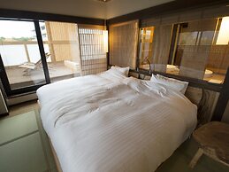 Gora Hanaougi Madoka No Mori