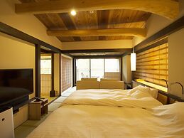 Gora Hanaougi Madoka No Mori