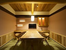 Gora Hanaougi Madoka No Mori