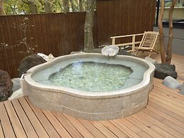 Gora Hanaougi Madoka No Mori