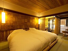 Gora Hanaougi Madoka No Mori