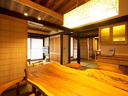 Gora Hanaougi Madoka No Mori