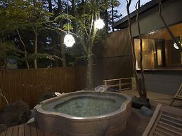 Gora Hanaougi Madoka No Mori