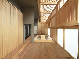 Gora Hanaougi Madoka No Mori