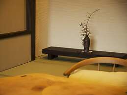 Gora Hanaougi Madoka No Mori