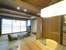 Gora Hanaougi Madoka No Mori