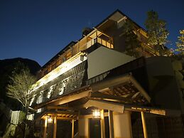 Gora Hanaougi Madoka No Mori