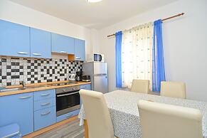 Apartment Vili 351