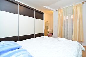 Apartment Vili 351