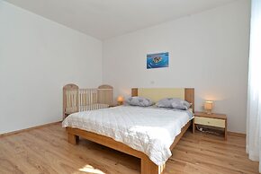Apartment Vili 351