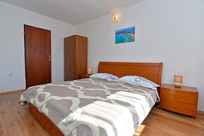 Apartment Vili 351