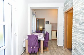 Apartment Vili 351