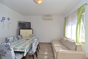 Apartment Vili 351