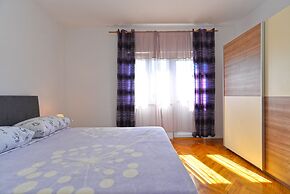 Apartment Vili 351