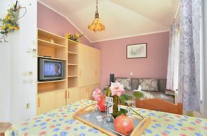 Apartment Neven 810