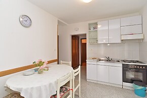 Apartment Josip 828