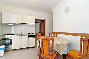 Apartment Josip 828