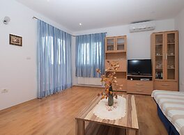 Apartment Mirsad 1282