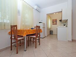 Apartment Mirsad 1282