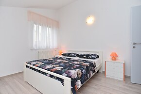 Apartment Mira 1293