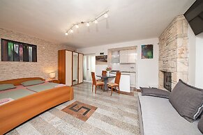 Apartment Vlado 1405