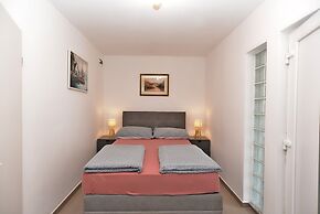 Apartment Vlado 1405