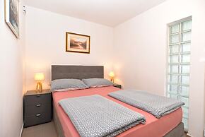 Apartment Vlado 1405